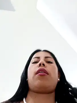 _andrea30 即時 XXX 聊天