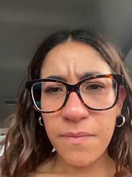 ValeriEvan Show in webcam