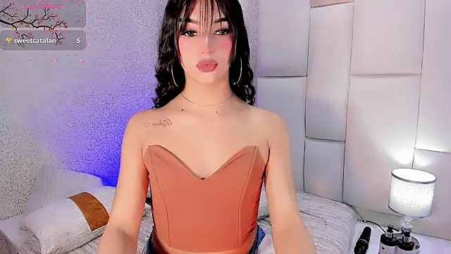 Angeles_Busst Adlı Modelin Web Kamerası Şovu