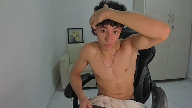 Chat +18 de enzo_sloran ao vivo