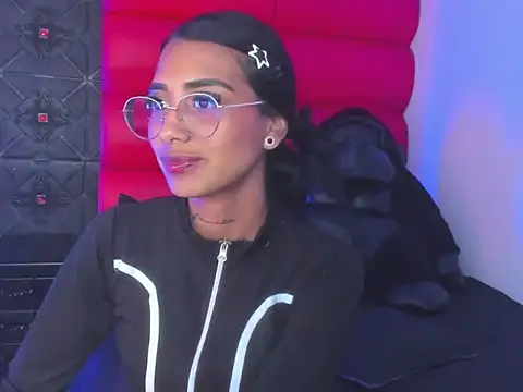 KarlaSlutSkinny__ 现场XXX聊天