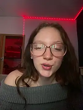 YoungLisaa18 라이브 XXX 채팅