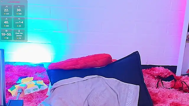 louise_nails Show Webcam