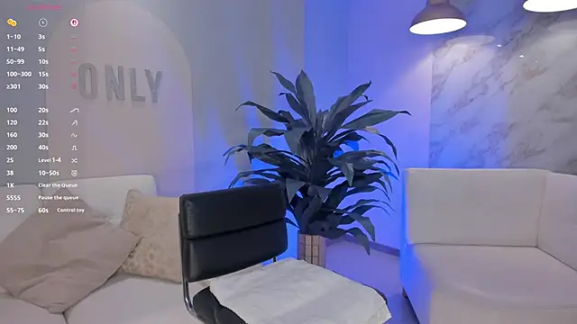 Chatroom XXX en direct de LizzHamilton__