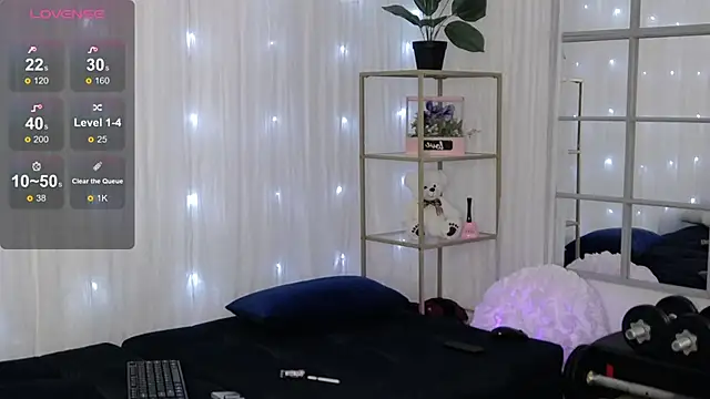 XXX chat uživo modela SarahRaynex