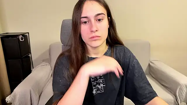 دردشة AliceKolltt الجنسية المباشرة