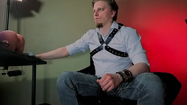 Vincent_Hardman's Live XXX Chat