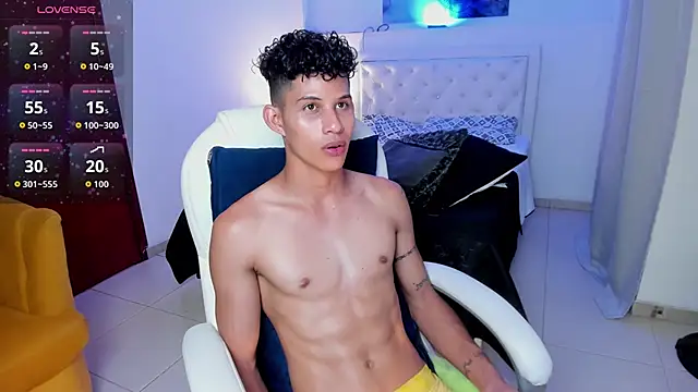 KamiSuarez লাইভ XXX চ্যাট