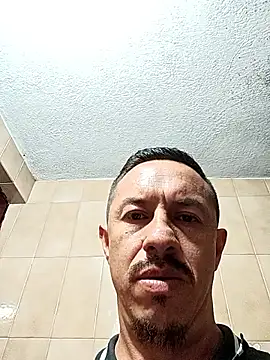 L_hotcream Webcam show