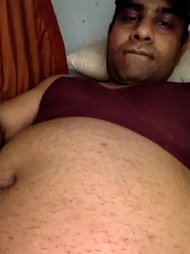 Show modela Amina___trans__sexy na web-kameri