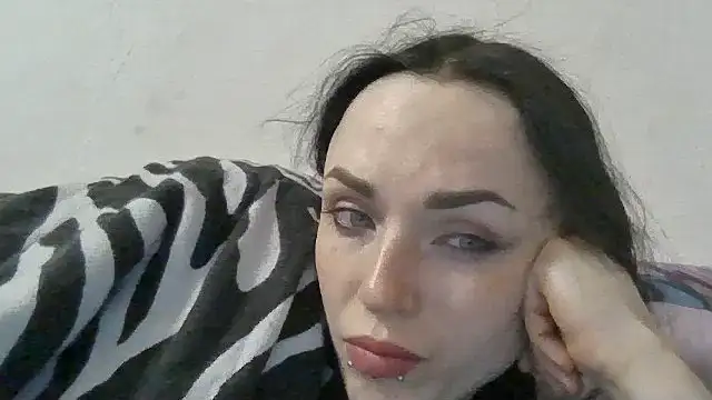 دردشة Trinsy_Love الجنسية المباشرة