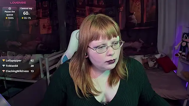 LottieReedのライブXXXチャット