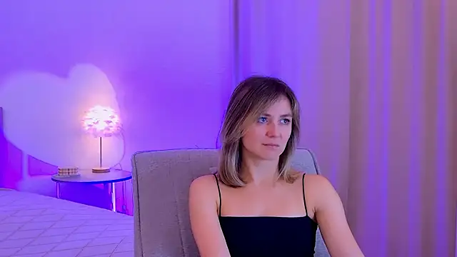 Chat +18 de EmeraldGlow ao vivo