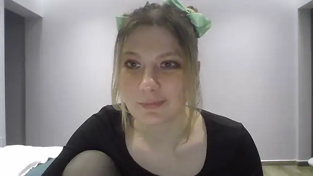 Chat +18 de Foxy_Bright ao vivo