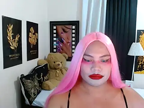 TSbrianaHugeCock 现场XXX聊天