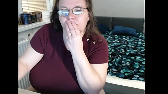 Sweetboobs Webcam-Show