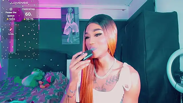 Show modela Kendall_hornyy na web-kameri