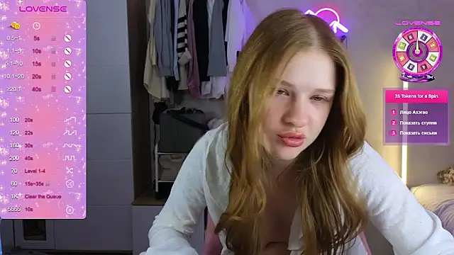 TrissMerigold9's Live XXX Chat