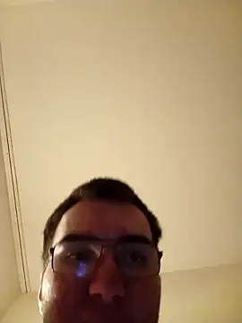 LolGamer54321 网络视讯表演