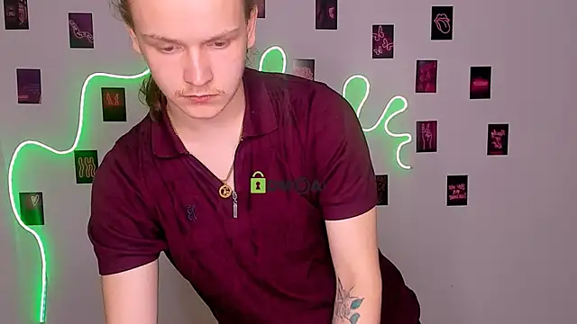 leo_void: онлайн-секс-чат