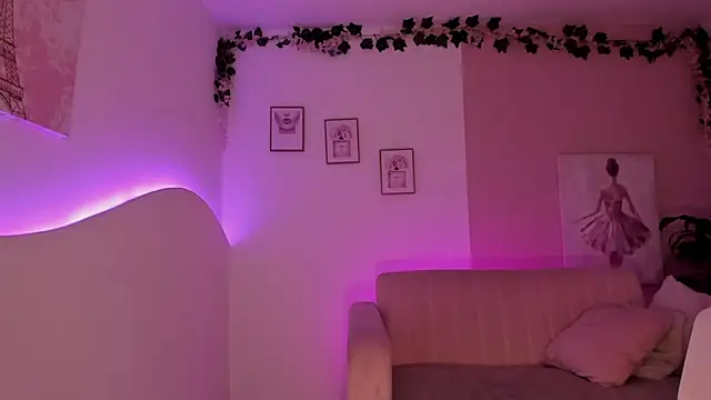 Mila_jenner Chat XXX live