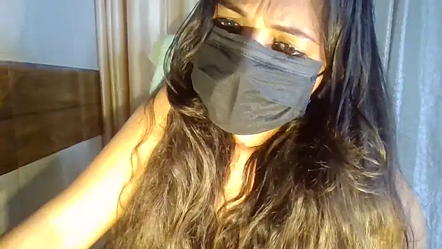 Yashika_Loves Chat XXX live