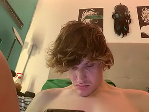 TheGAPEgatsby92: διαδικτυακό σόου στην κάμερα