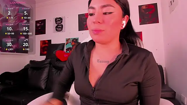 valkyria_12 Adlı Modelin Canlı XXX Sohbeti