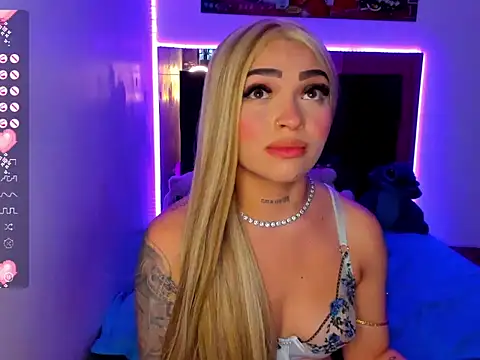 Nicole_roussn Live XXX chat