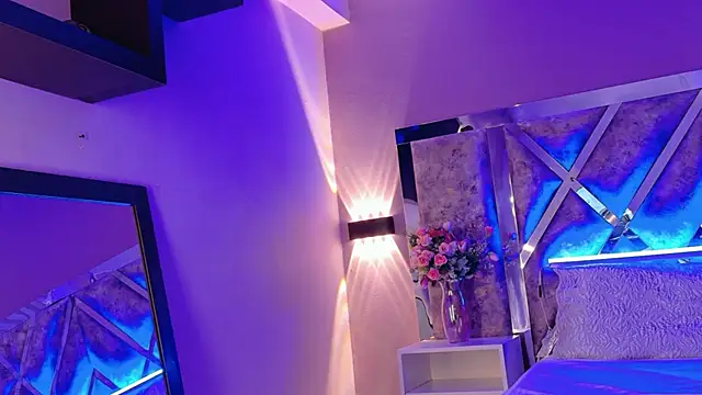 Chat XXX en directo de AmmyJones_