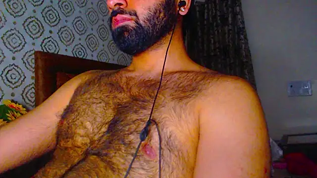 cutebeardi: онлайн-секс-чат