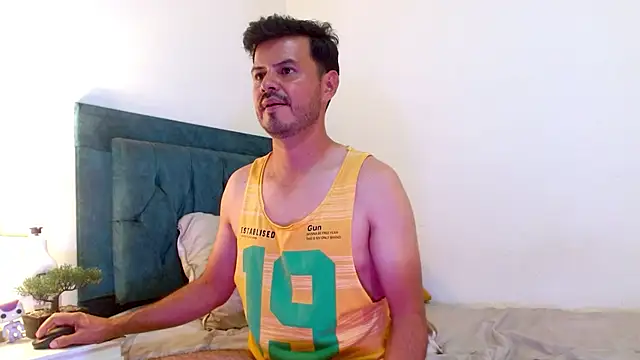 cedrixx10's Live XXX Chat