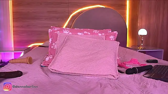 danna_berlin_ Chat XXX in diretta