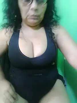 Amarantha25's Live XXX Chat