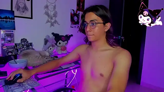 Онлайн чат XXX KeitaMoon