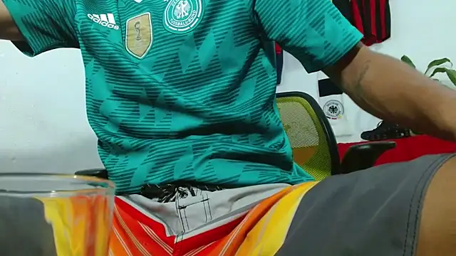 Онлайн чат XXX skinny23cm