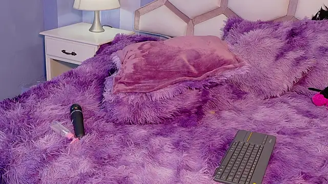 عرض كام yvi_taylor