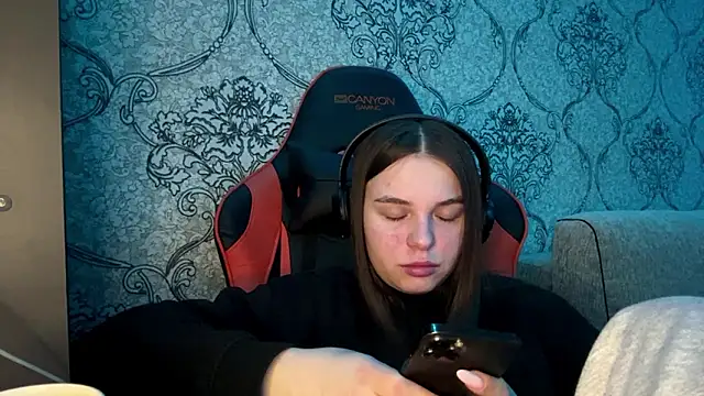 Show modela AkikoAnkrom na web-kameri