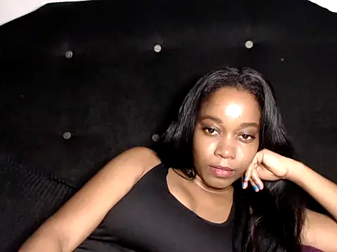 Cattaleen's Live XXX Chat