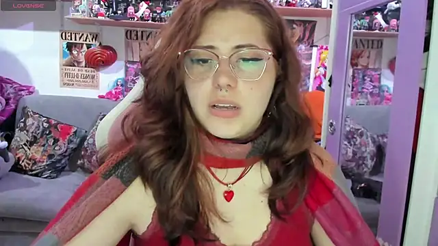 Онлайн чат XXX soficammy