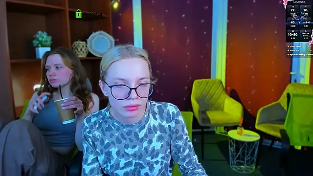 Show modela eva_drive na web-kameri