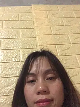 Sarahkiu Chat XXX in diretta