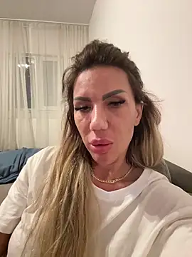 LoreennAny's Live XXX Chat