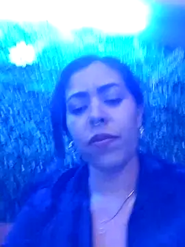 Chatroom XXX en direct de Luianna