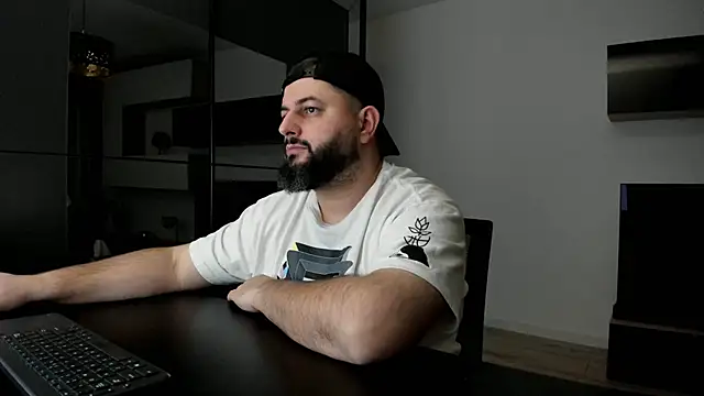 DravenPeak Live XXX-Chat