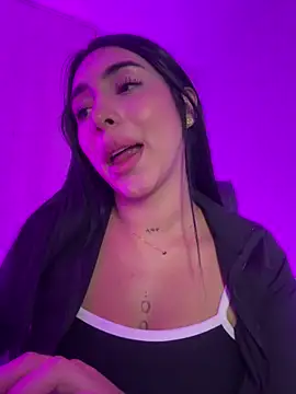 isabella_jade: απευθείας συνομιλία ΧΧΧ