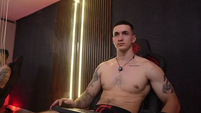 Chatroom XXX en direct de JacksonOlsenn