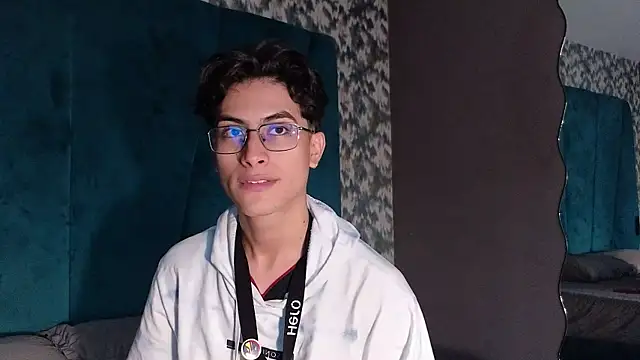 Chatroom XXX en direct de Aaron_Eze