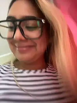 Miabonnett_'s Live XXX Chat