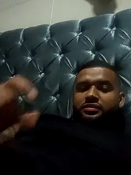 William1234-56 Show in webcam